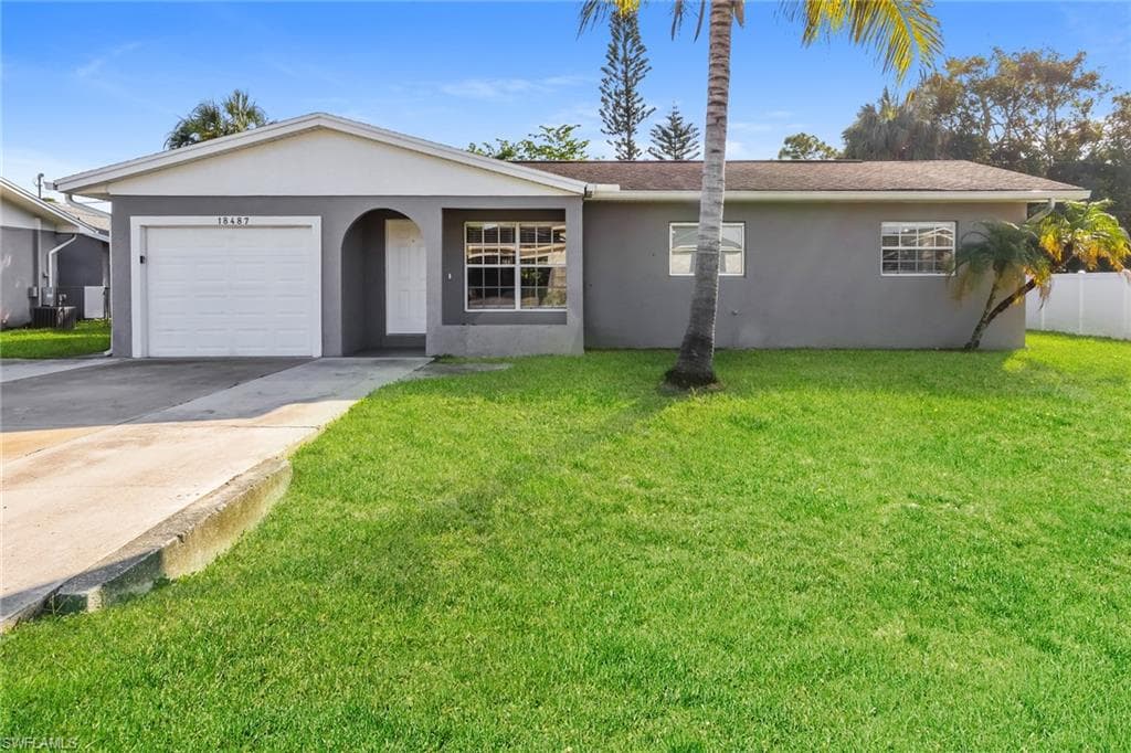 18487 Evergreen RD FORT MYERS, FL 33967