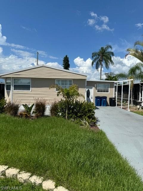 26222 Earl RD BONITA SPRINGS, FL 34135