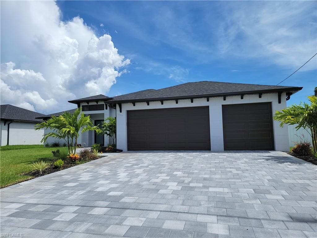 1124 SW 4th LN CAPE CORAL, FL 33991