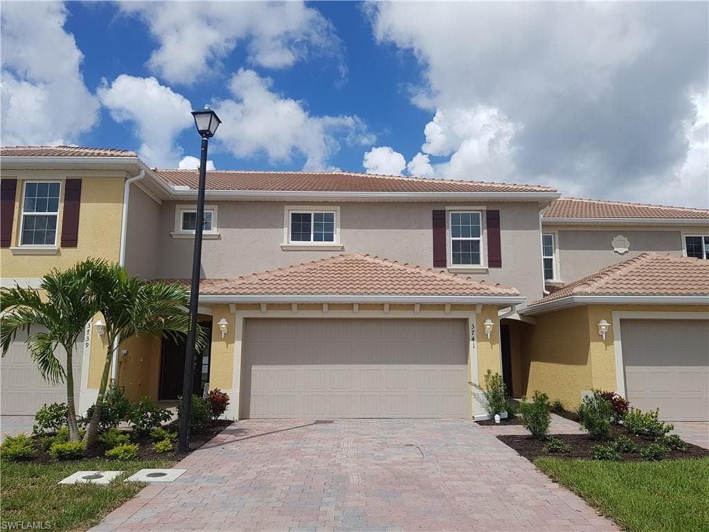 3741 Crofton CT FORT MYERS, FL 33916
