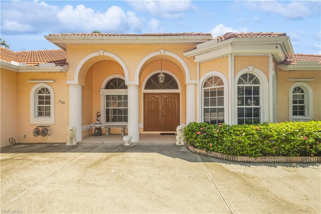 7141 Mill Run CIR NAPLES, FL 34109
