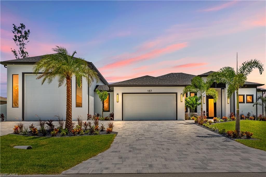 137 SW 35th PL CAPE CORAL, FL 33991