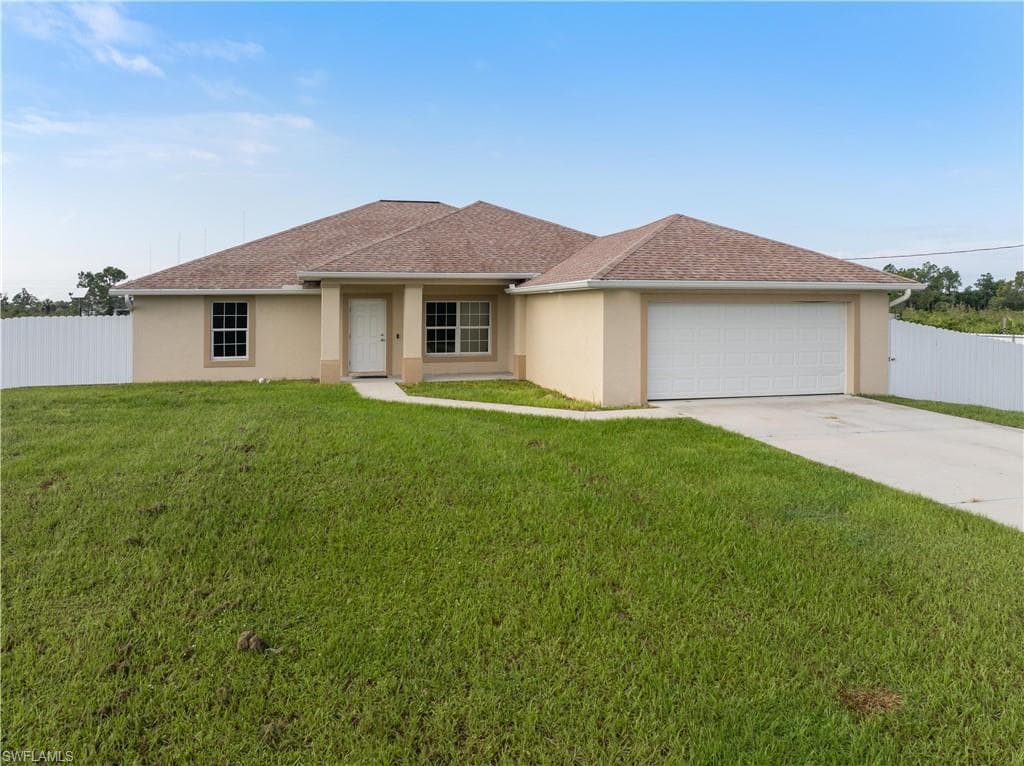 7609 2nd PL LABELLE, FL 33935