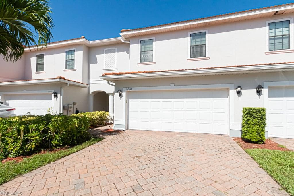 15003 Summit Place CIR 38 NAPLES, FL 34119