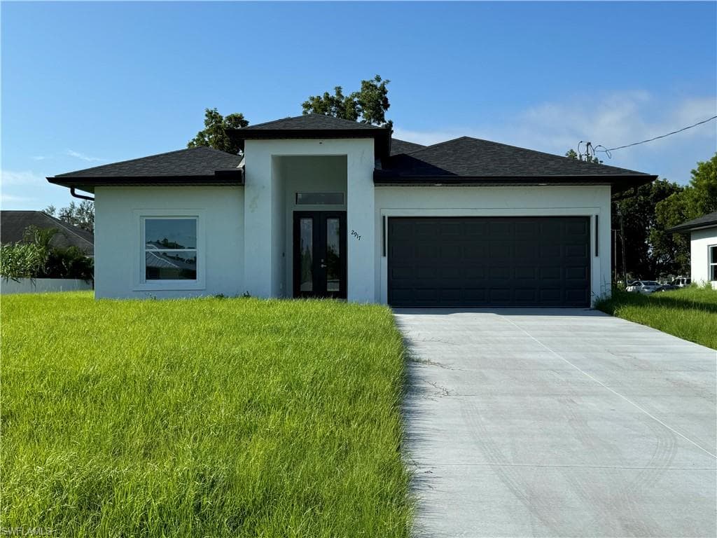 2917 6th ST W LEHIGH ACRES, FL 33971