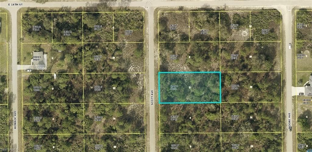 1318 Scott AVE LEHIGH ACRES, FL 33972