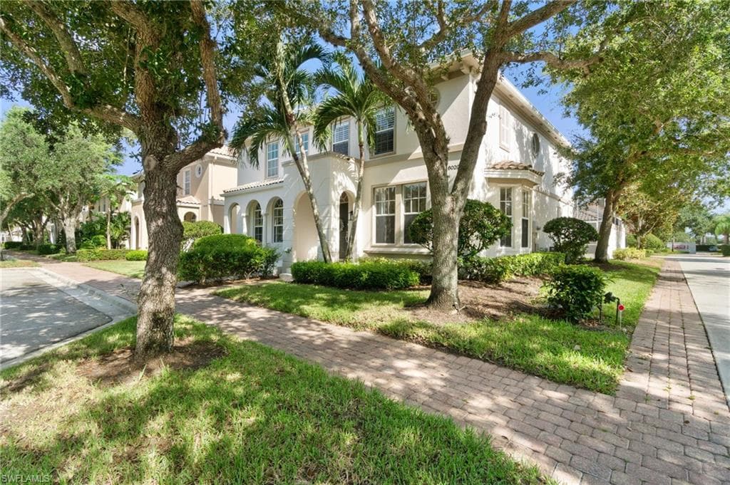 6020 Towncenter CIR NAPLES, FL 34119