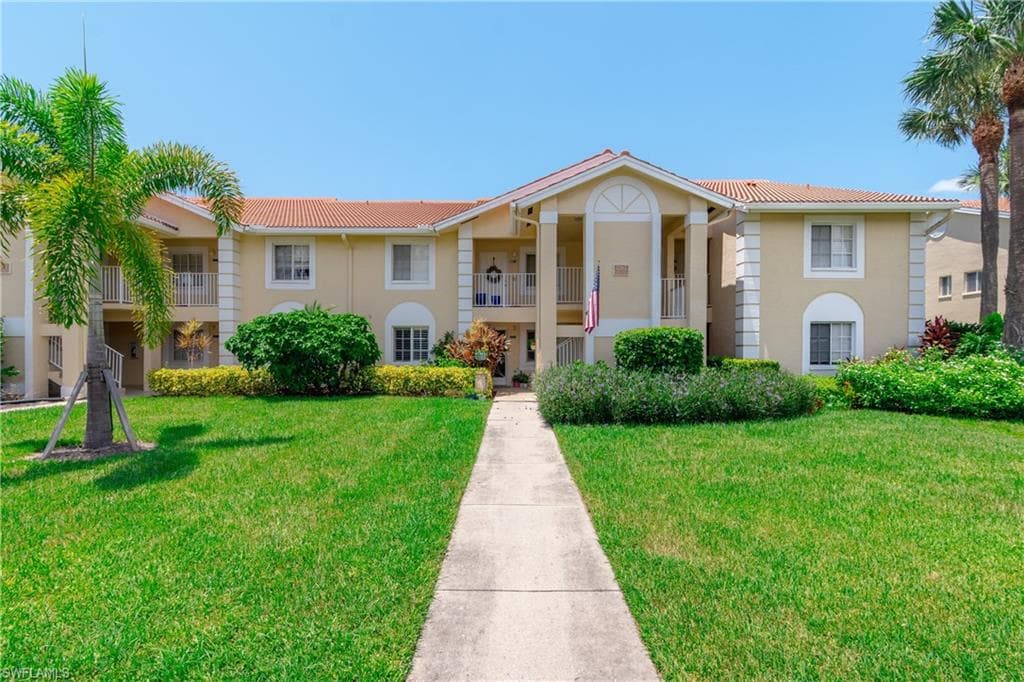 7767 Jewel LN 103 NAPLES, FL 34109