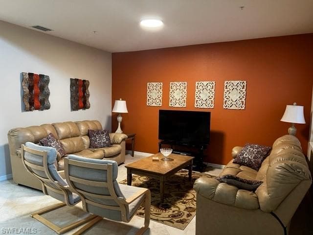 9065 Albion LN N 4903 NAPLES, FL 34113