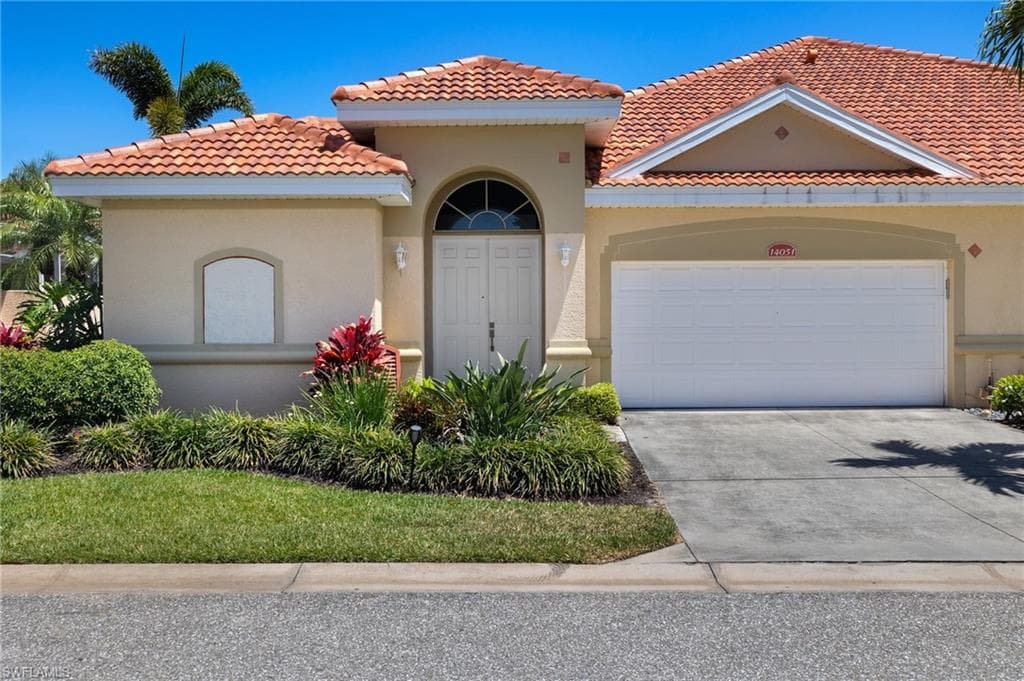14051 Bently CIR FORT MYERS, FL 33912