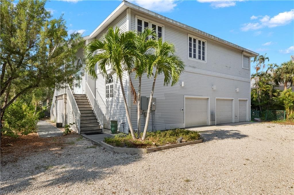431 Rabbit RD SANIBEL, FL 33957