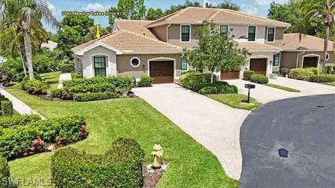 7685 Meadow Lakes DR 1301 NAPLES, FL 34104
