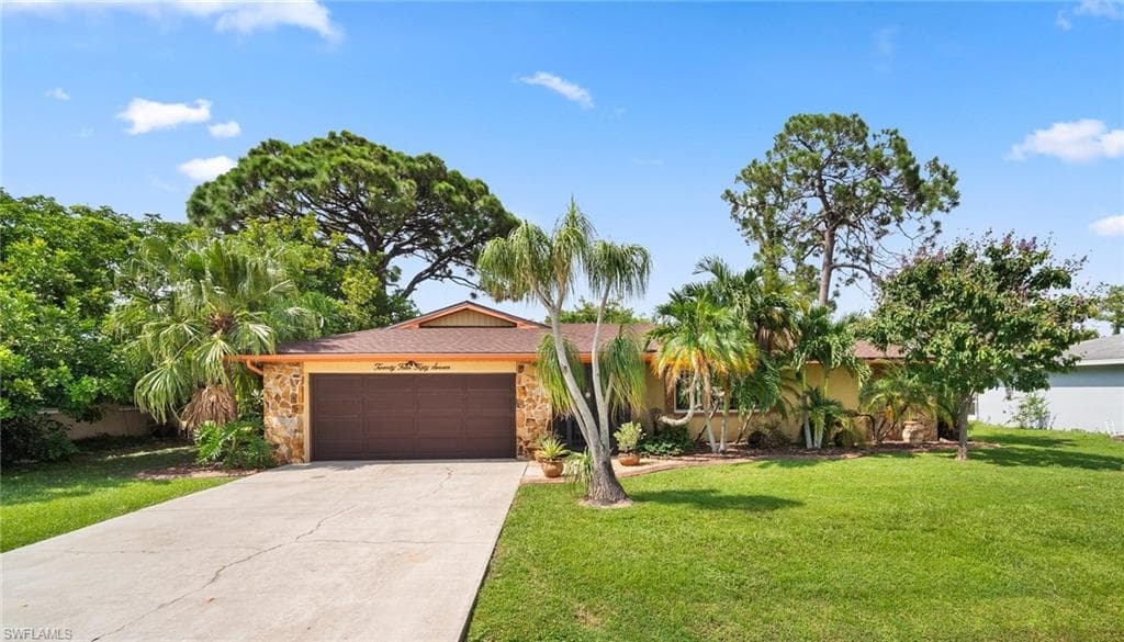 2457 Chandler AVE FORT MYERS, FL 33907