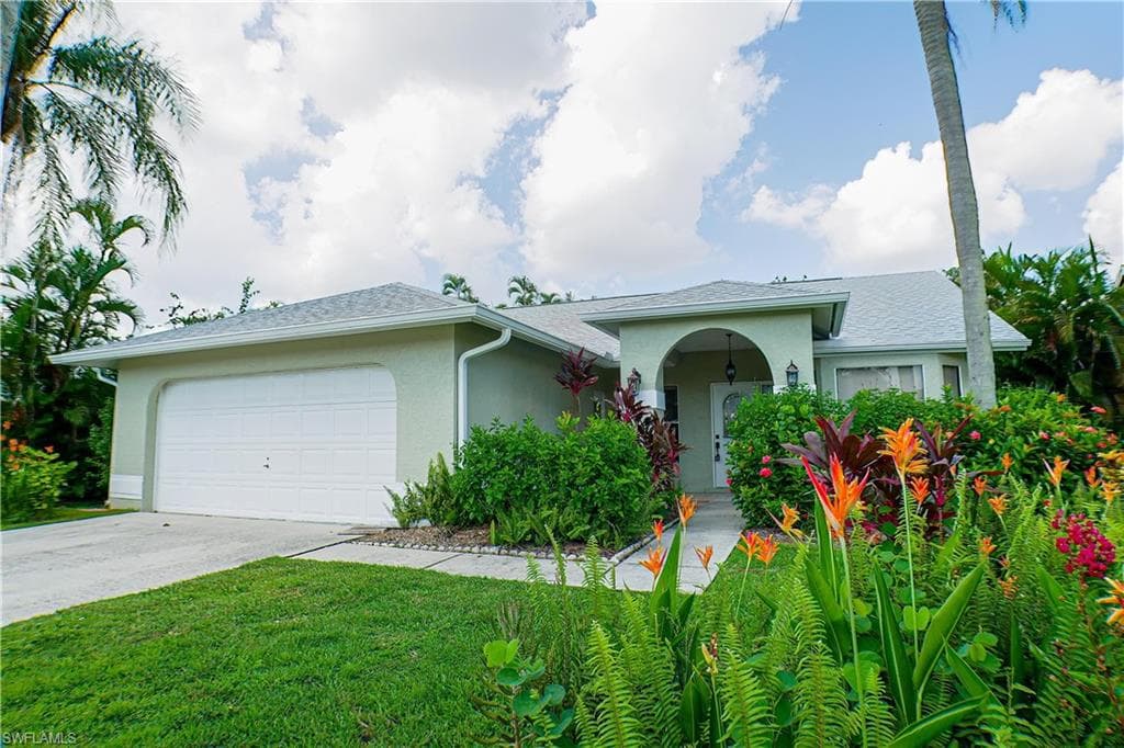 13232 winsford LN FORT MYERS, FL 33966