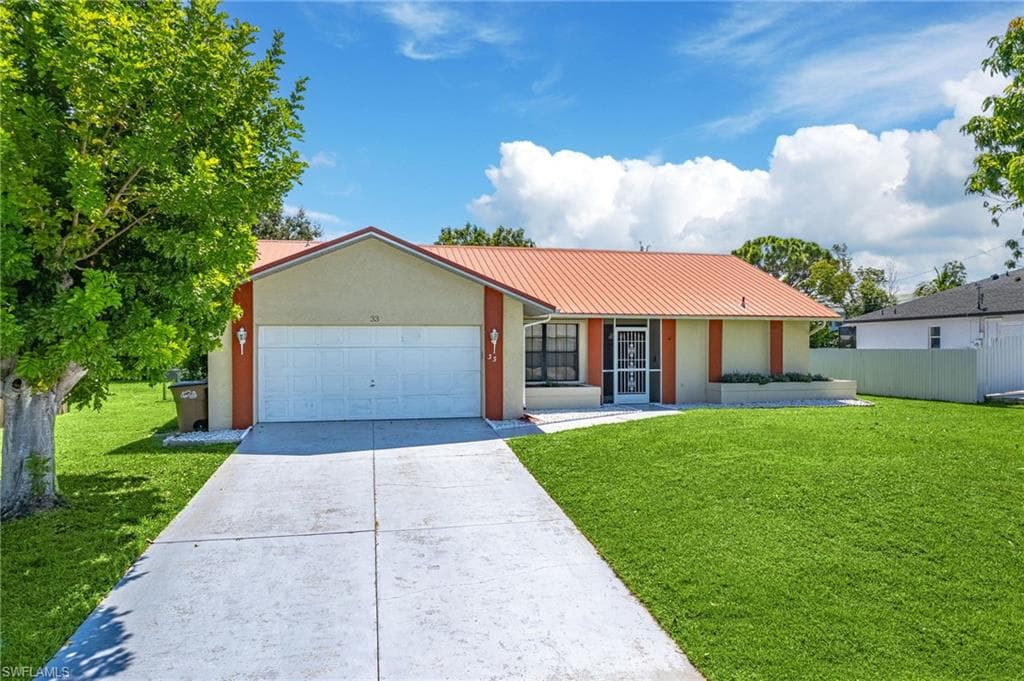 33 NE 9th CT CAPE CORAL, FL 33909