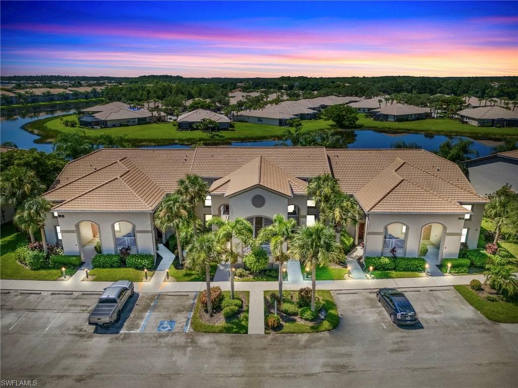 19930 Barletta LN 1326 ESTERO, FL 33928