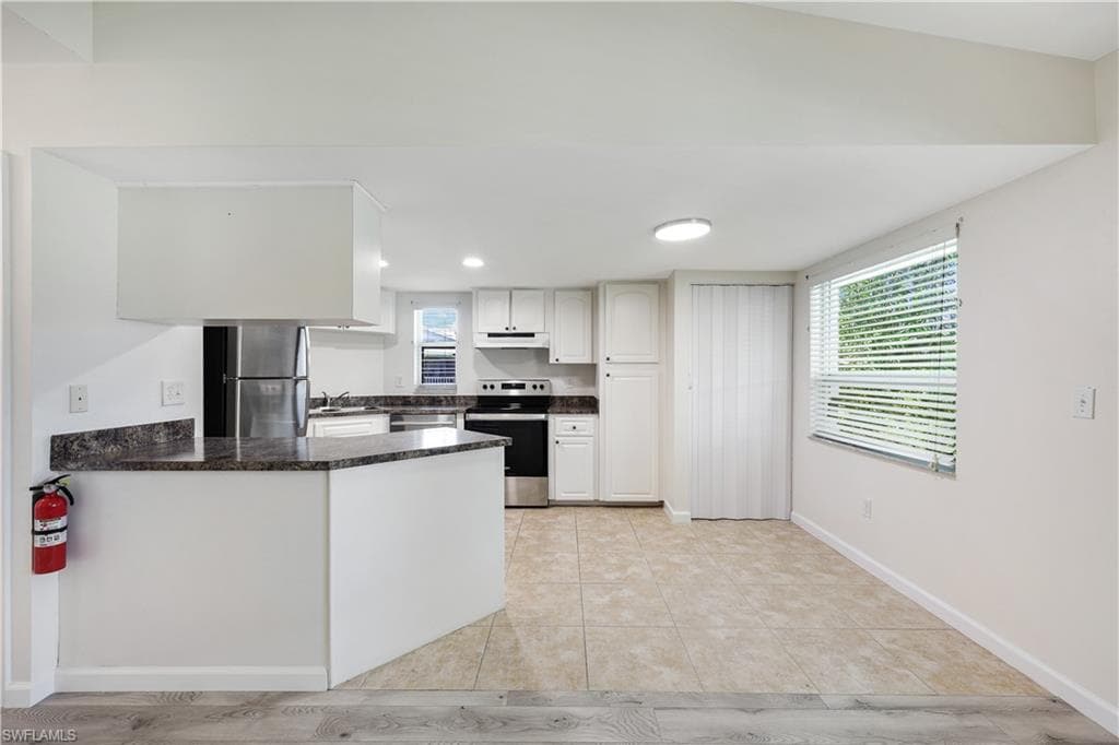5024 Chiquita BLVD S 202 CAPE CORAL, FL 33914