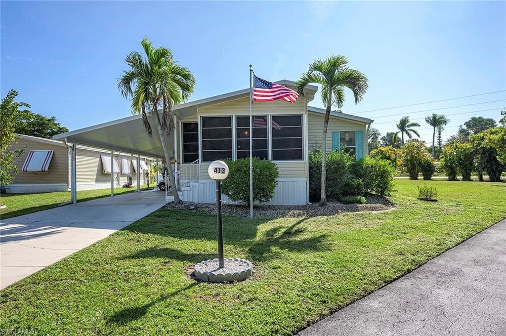 5558 Palm Beach BLVD 413 FORT MYERS, FL 33905