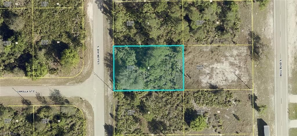 377/379 Lillon AVE S LEHIGH ACRES, FL 33974