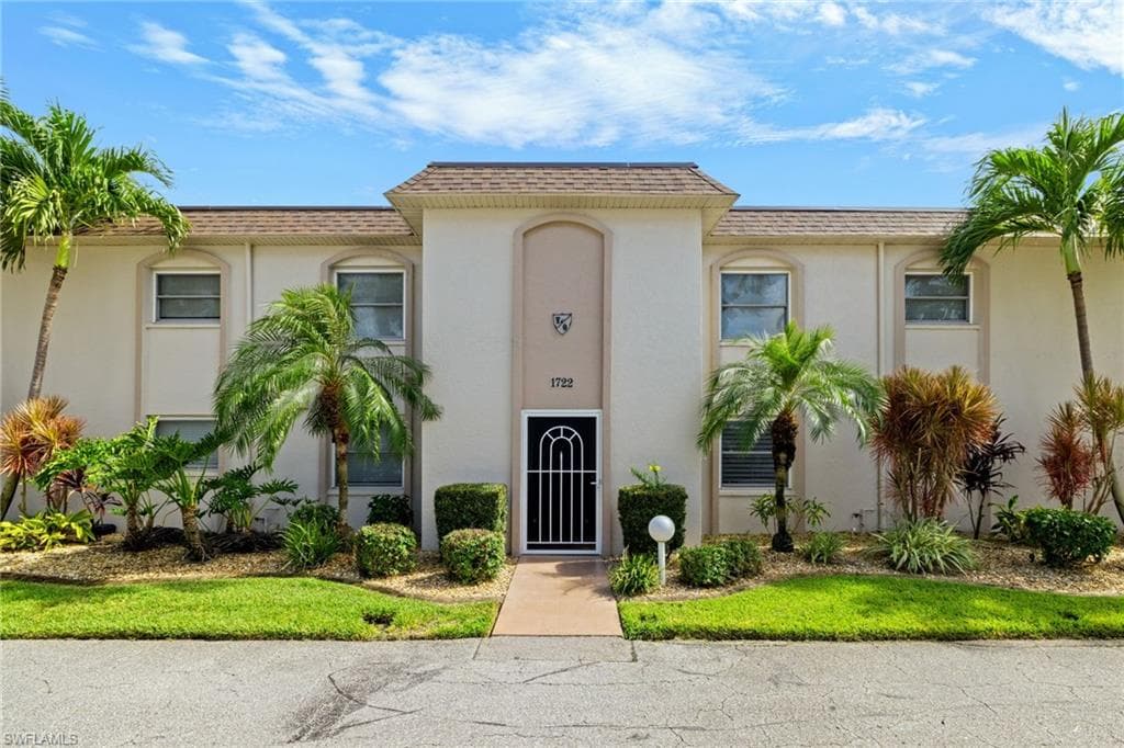 1722 Beach PKWY B3 CAPE CORAL, FL 33904