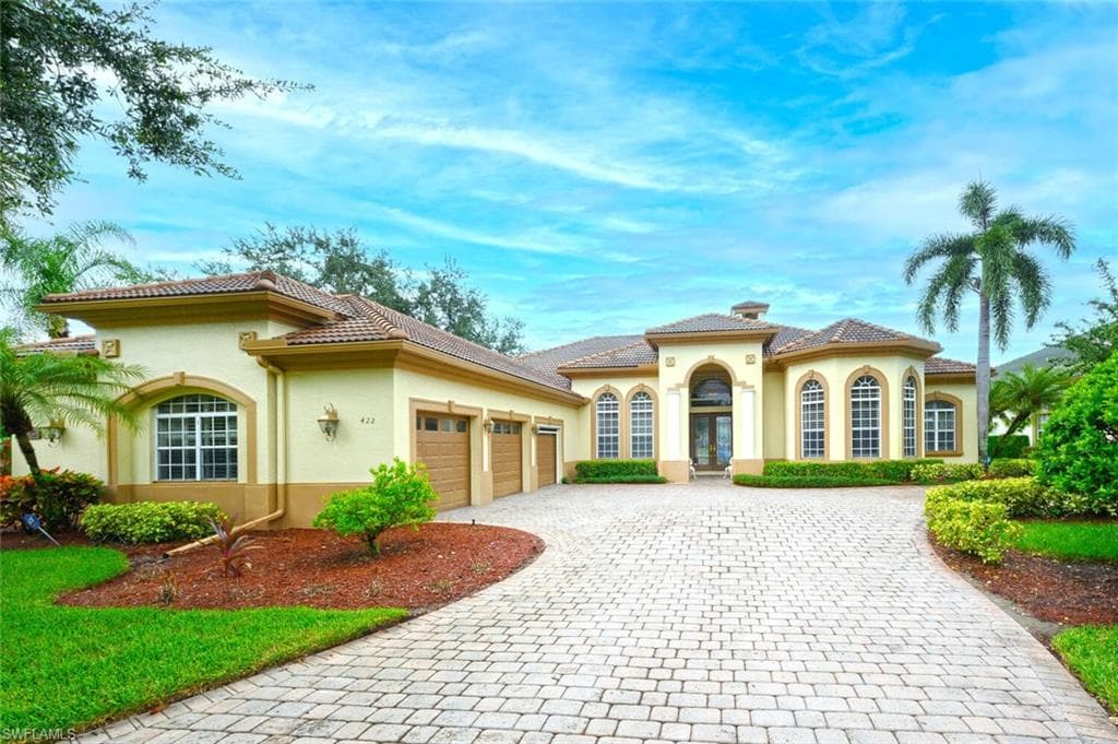 422 Terracina CT NAPLES, FL 34119