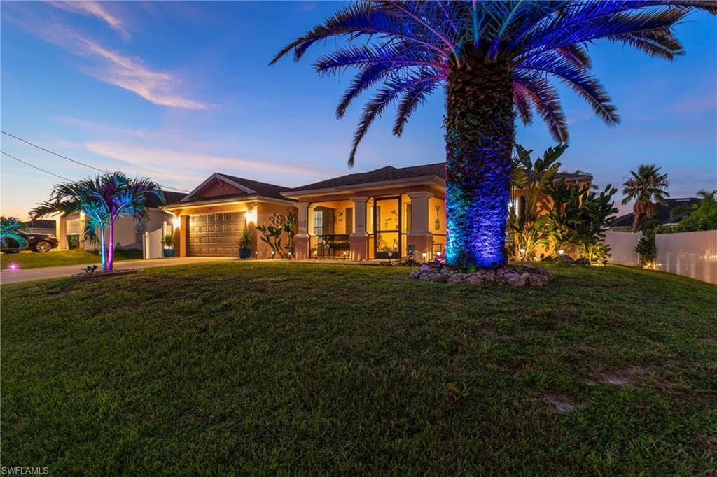1103 NE 39th TER CAPE CORAL, FL 33909
