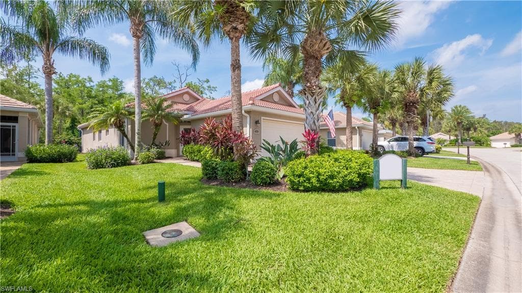 8088 Woodridge Pointe DR FORT MYERS, FL 33912