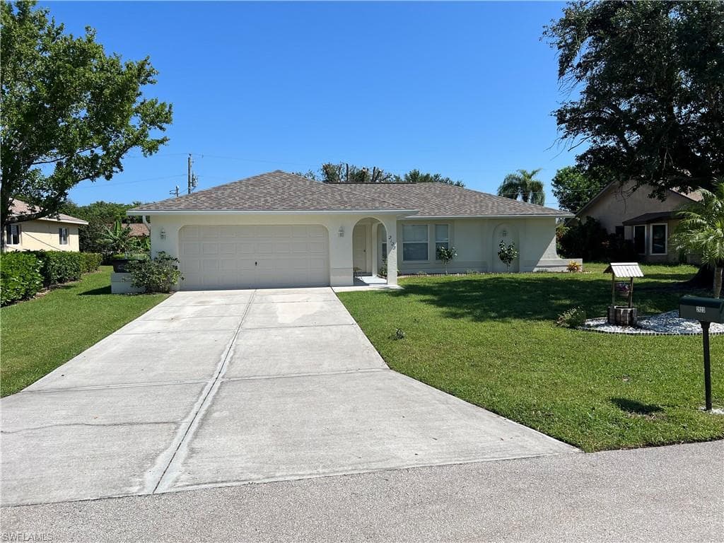 2123 SE 8th ST CAPE CORAL, FL 33990