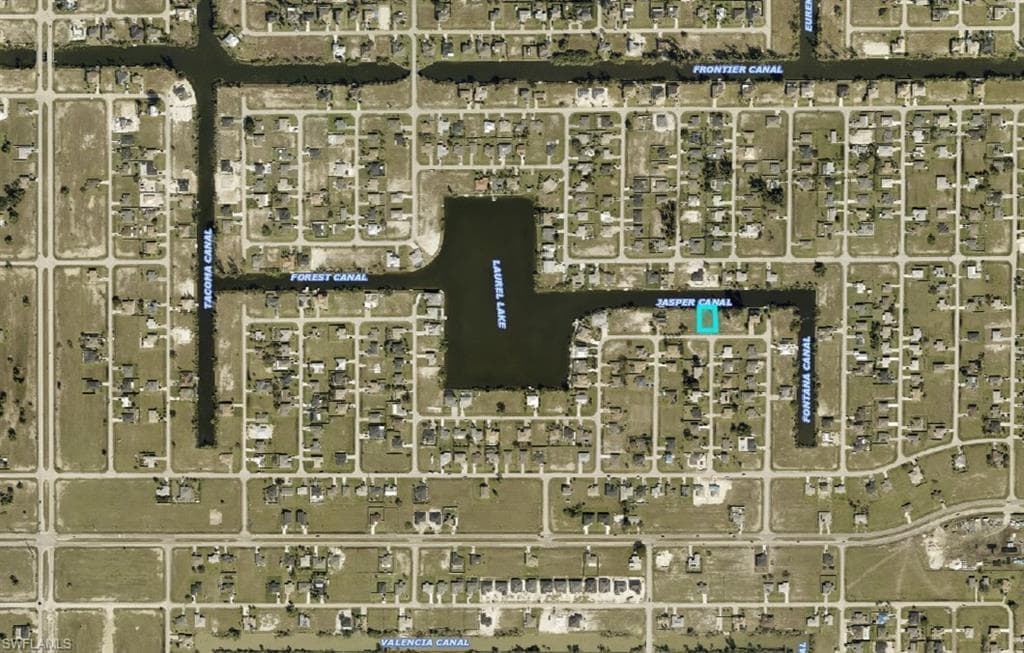 429 NE 17th TER CAPE CORAL, FL 33909