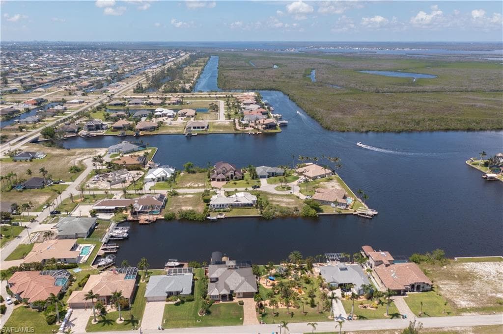 4101 11th ST CAPE CORAL, FL 33993