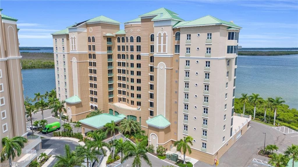 4137 Bay Beach LN 573 FORT MYERS BEACH, FL 33931