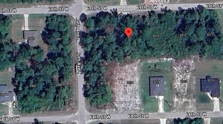 3217 69th ST W LEHIGH ACRES, FL 33971