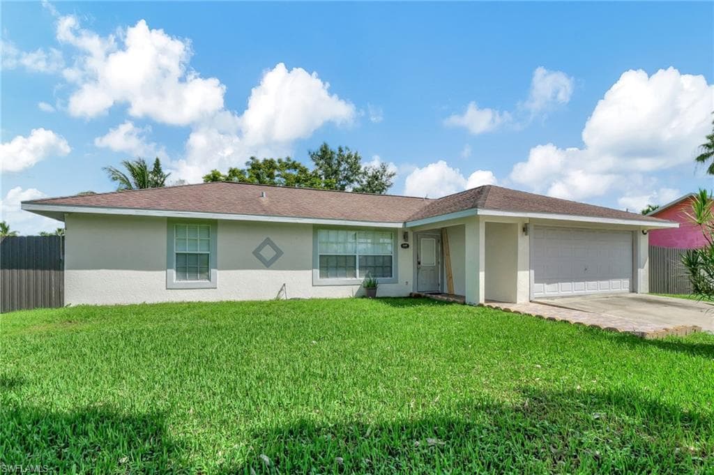 5467 28th AVE SW NAPLES, FL 34116