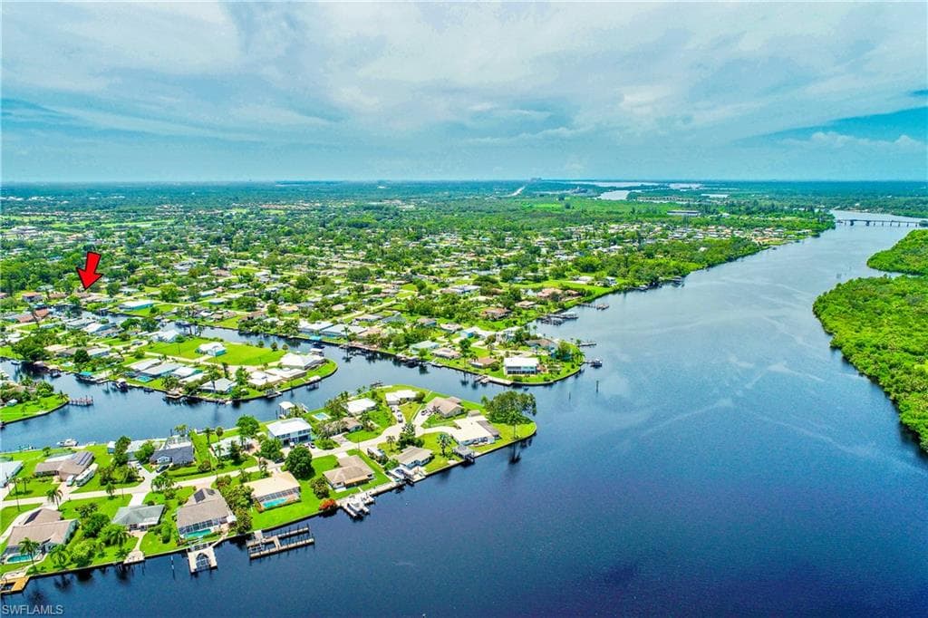 2262 Bahama AVE FORT MYERS, FL 33905