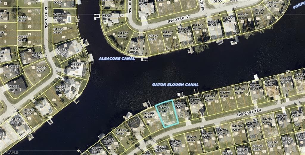 3521 NW 21st TER CAPE CORAL, FL 33993