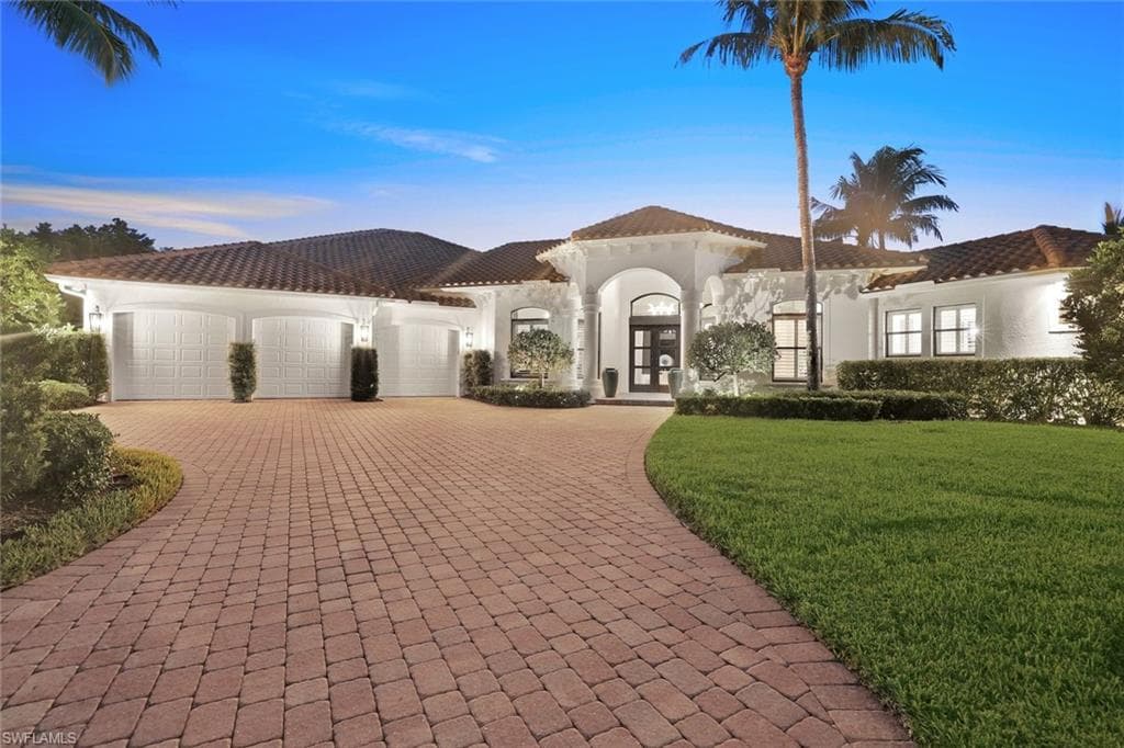 7722 Trent CT NAPLES, FL 34113