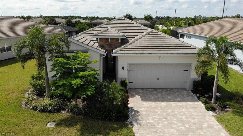 16504 Crescent Beach WAY BONITA SPRINGS, FL 34135