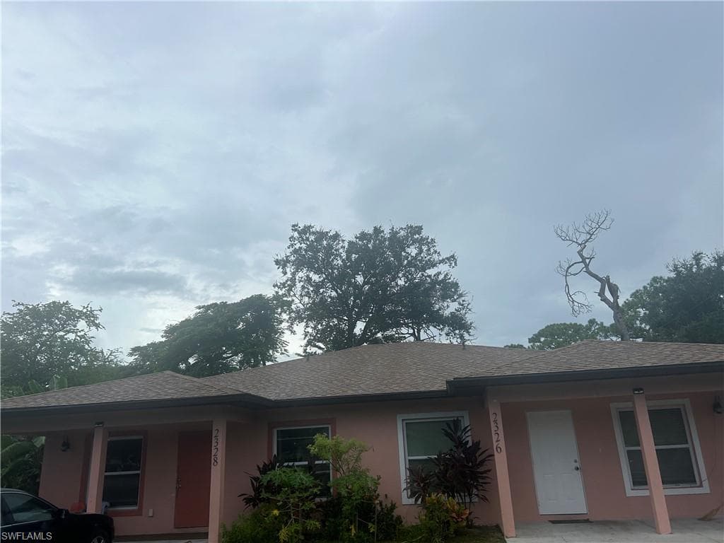 2328 Stella ST FORT MYERS, FL 33901