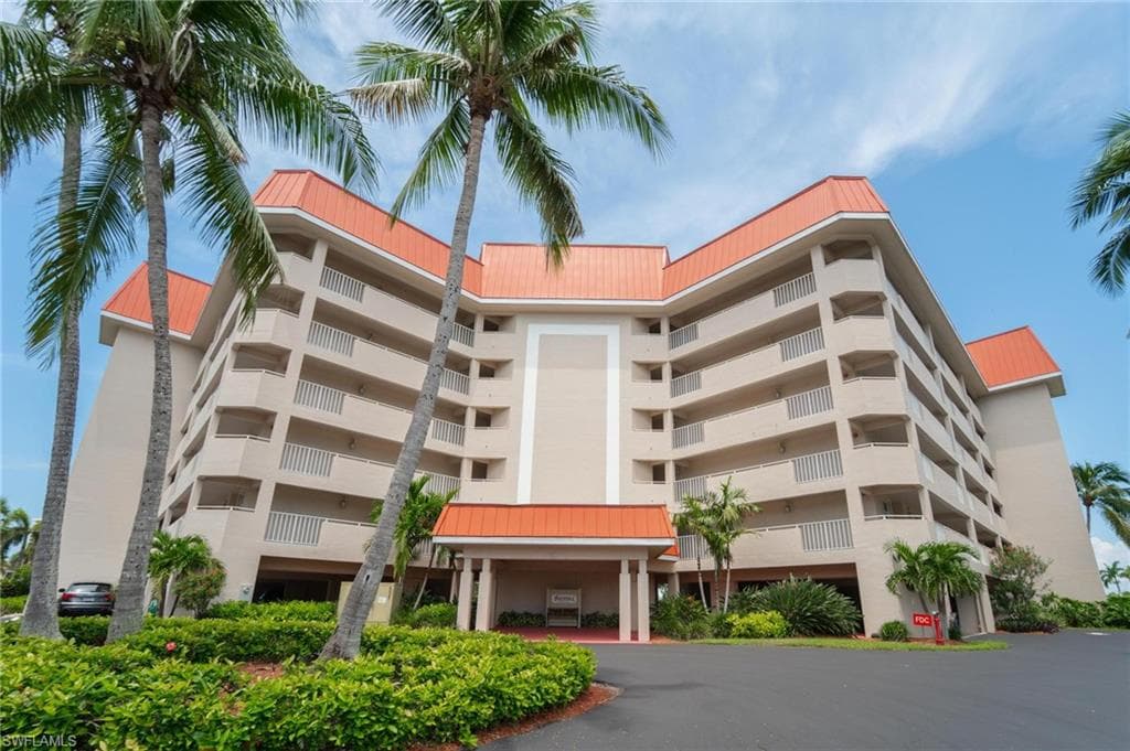 270 Collier BLVD 402 MARCO ISLAND, FL 34145