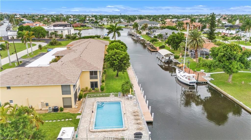 4924 Tudor DR 203 CAPE CORAL, FL 33904
