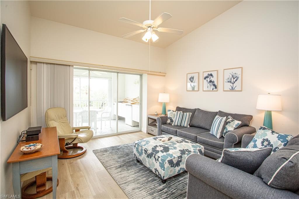 6760 Beach Resort DR 2 NAPLES, FL 34114