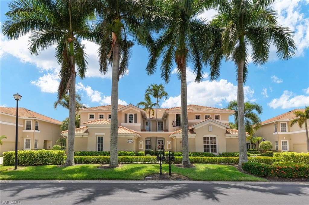 11083 Harbour Yacht CT 4 FORT MYERS, FL 33908