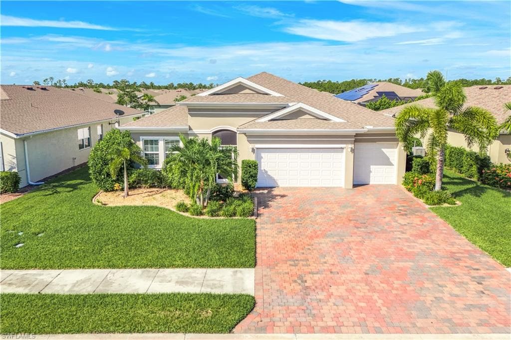 2630 Corona LN CAPE CORAL, FL 33909