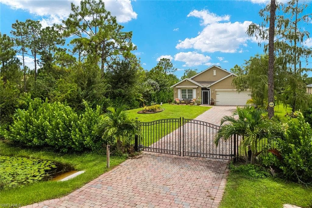 3660 27th AVE NE NAPLES, FL 34120