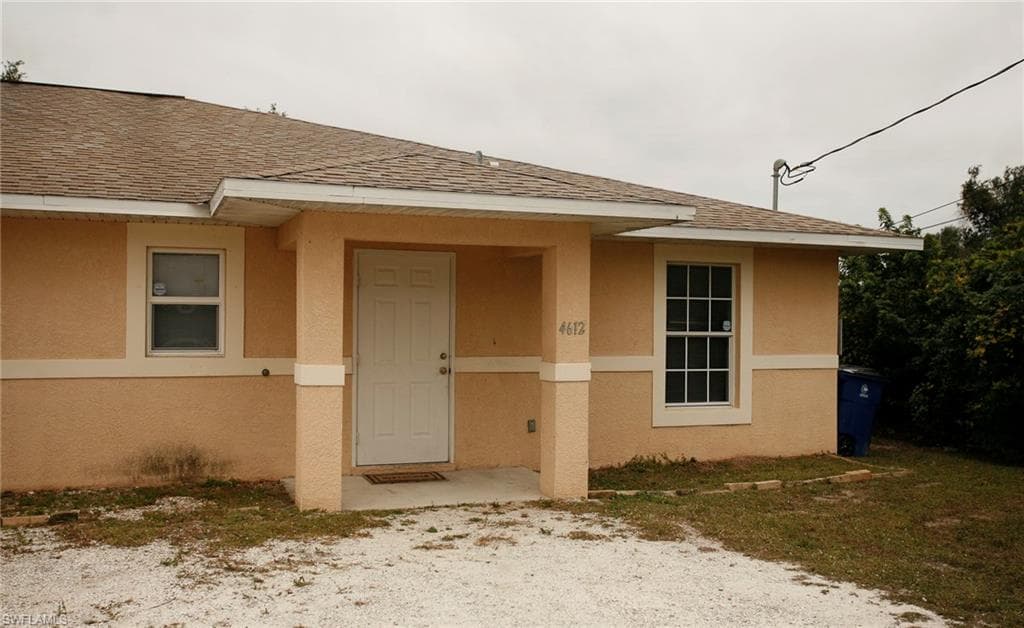 4614 25th ST SW LEHIGH ACRES, FL 33973