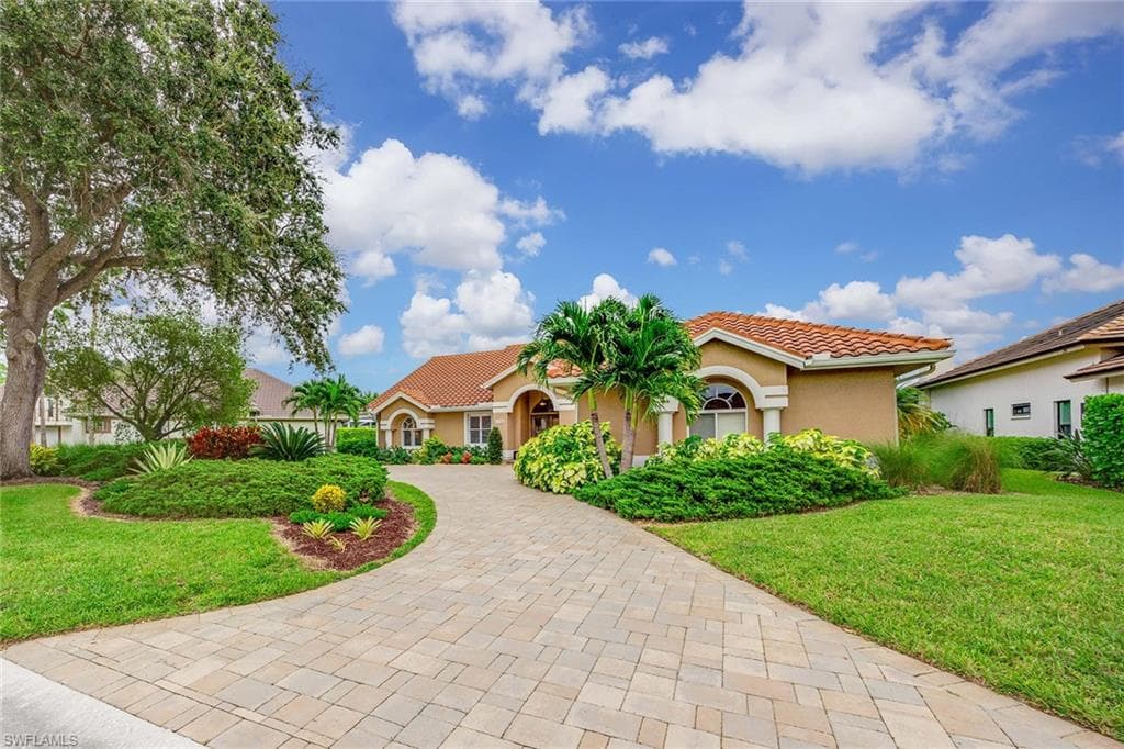 11794 Pintail CT NAPLES, FL 34119