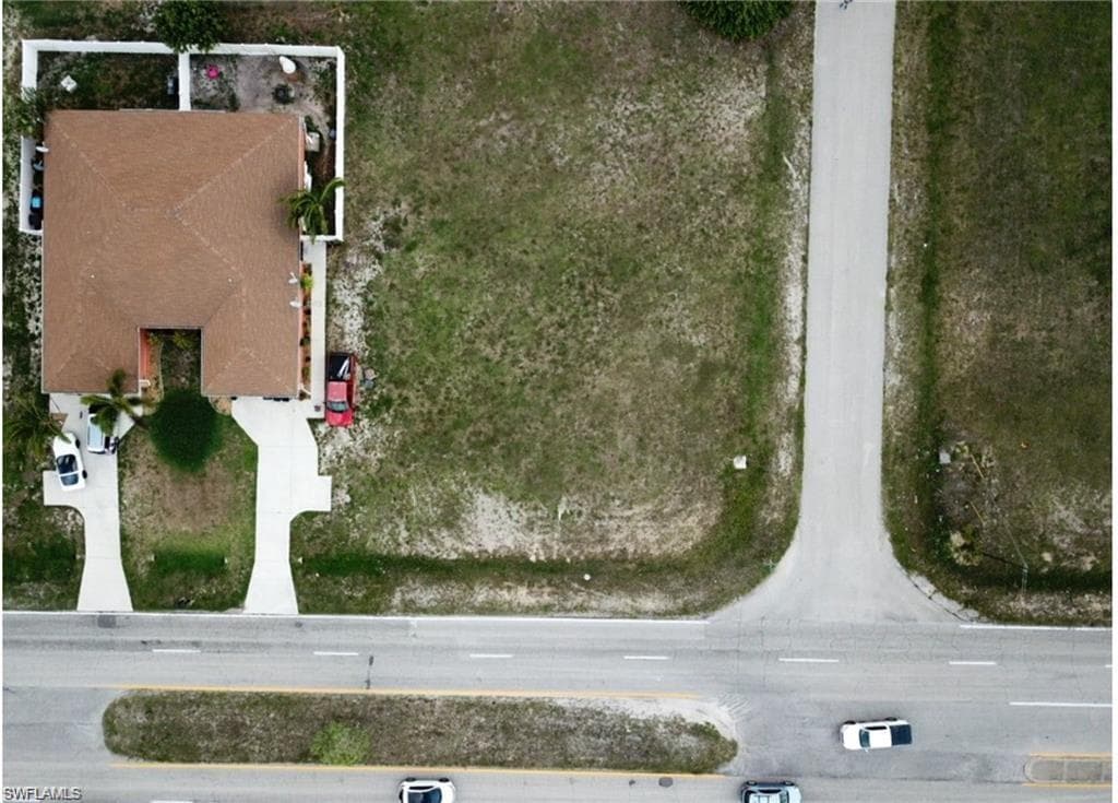 1024 Diplomat PKWY E CAPE CORAL, FL 33909