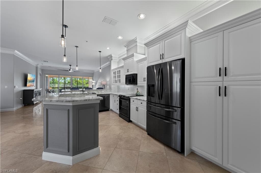 8601 Piazza Del Lago CIR 204 ESTERO, FL 33928