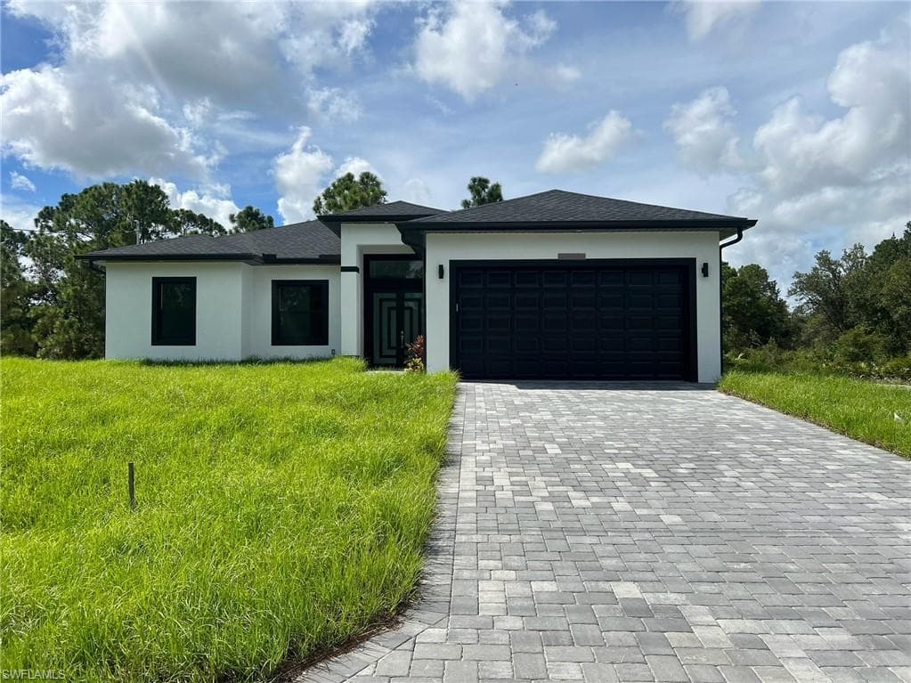 1507 17th ST LEHIGH ACRES, FL 33972