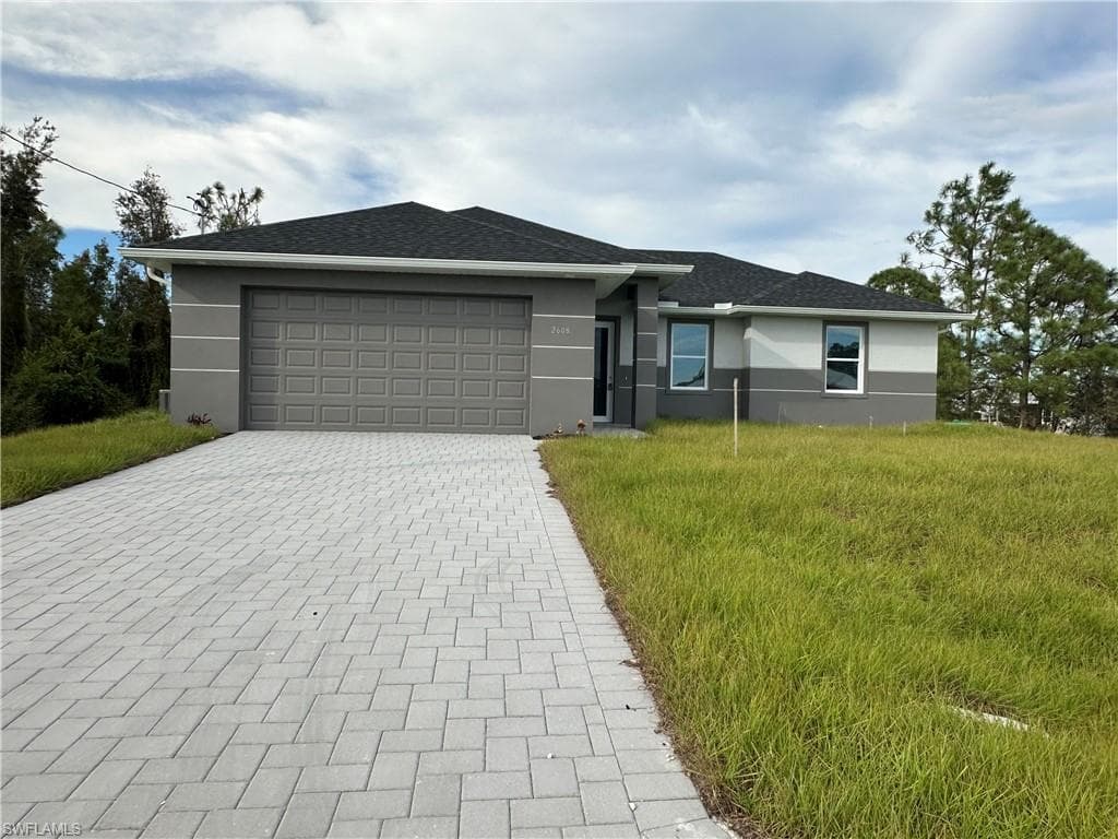2608 37th ST SW LEHIGH ACRES, FL 33976